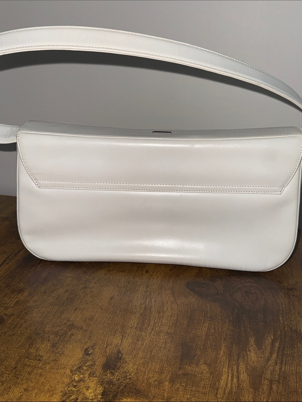 Authentic Bally White Leather Shoulder Bag extremely rare! Elegant & beautiful - Picture 7 of 11